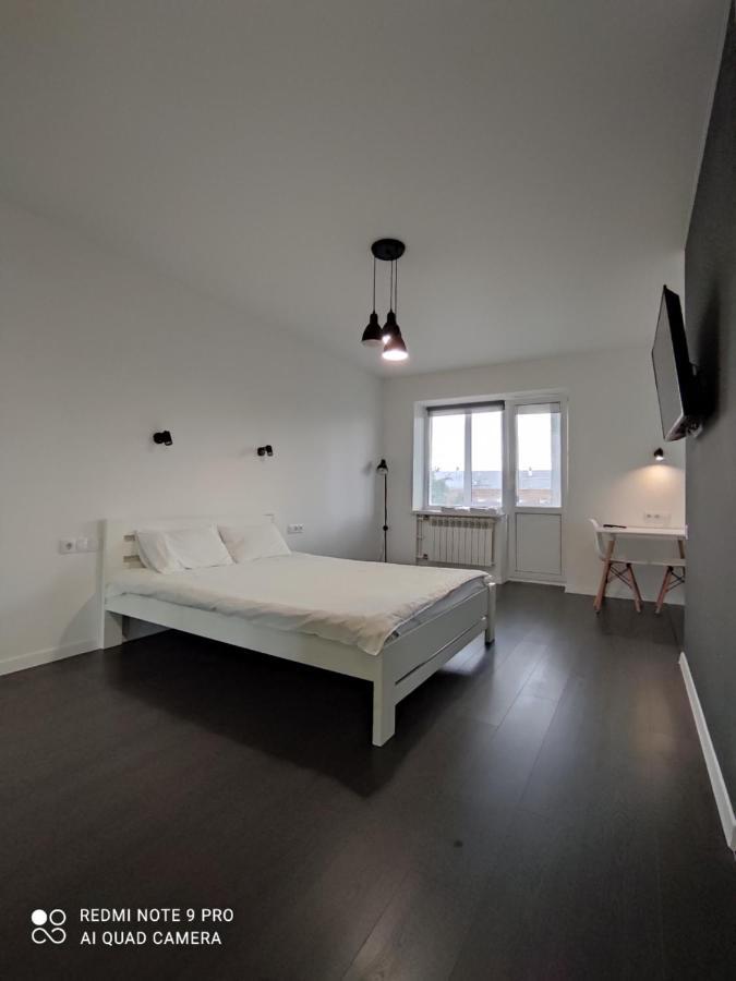 White Apartment Poltava Luaran gambar